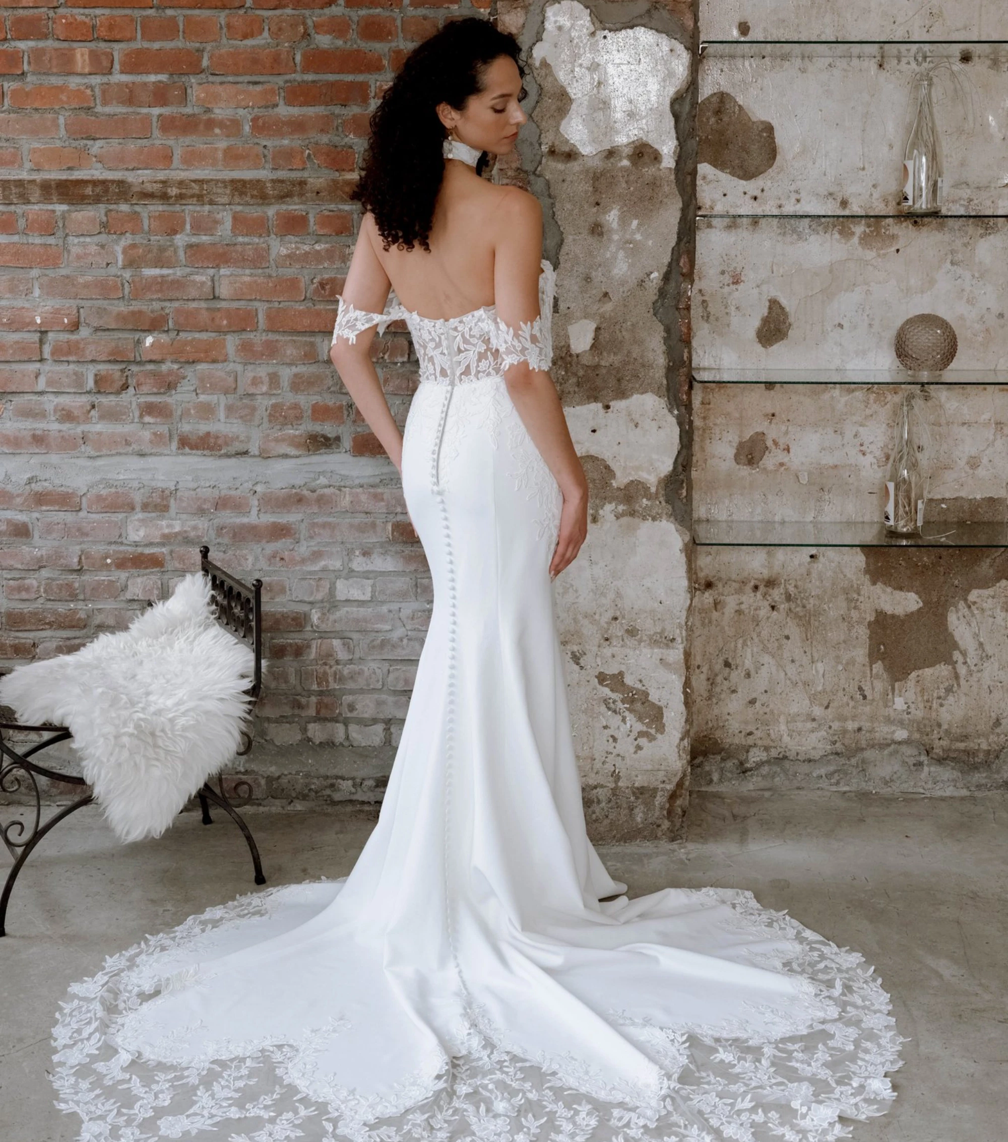 Photo of the model wearing bridal gown - Mobile Image